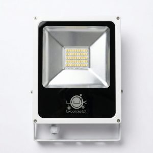 Projetor LED 30W Slim Branco IP65 – Económico e Compacto